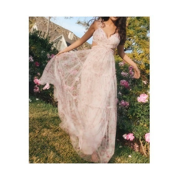 Lulus Dresses & Skirts - NWT Lulus Ethereal Love‎ Blush Floral Pleated Tiered Tie-Back Maxi Dress Medium